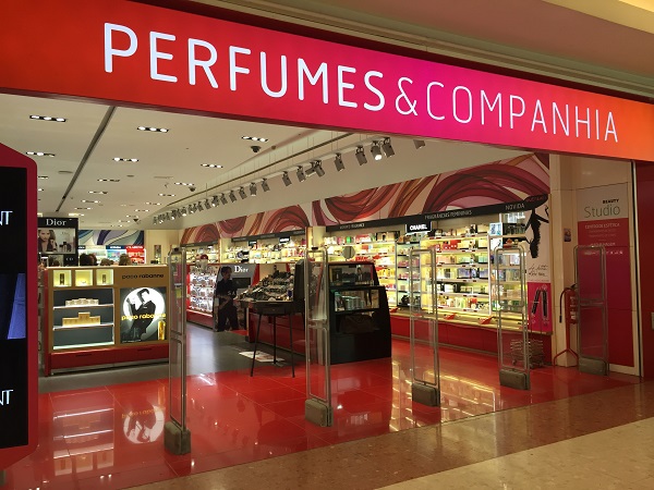 Perfumes & Companhia - Oeiras parque, o Shopping da Linha